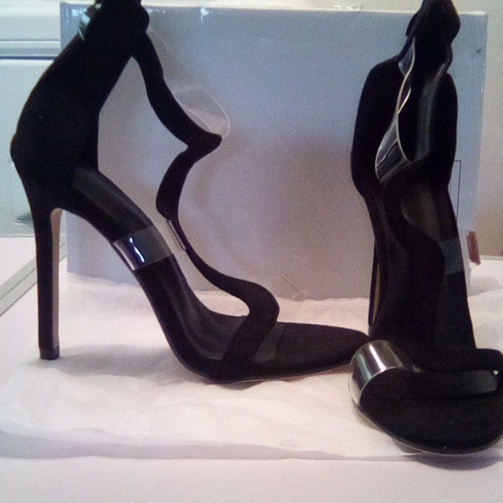 Black Heel